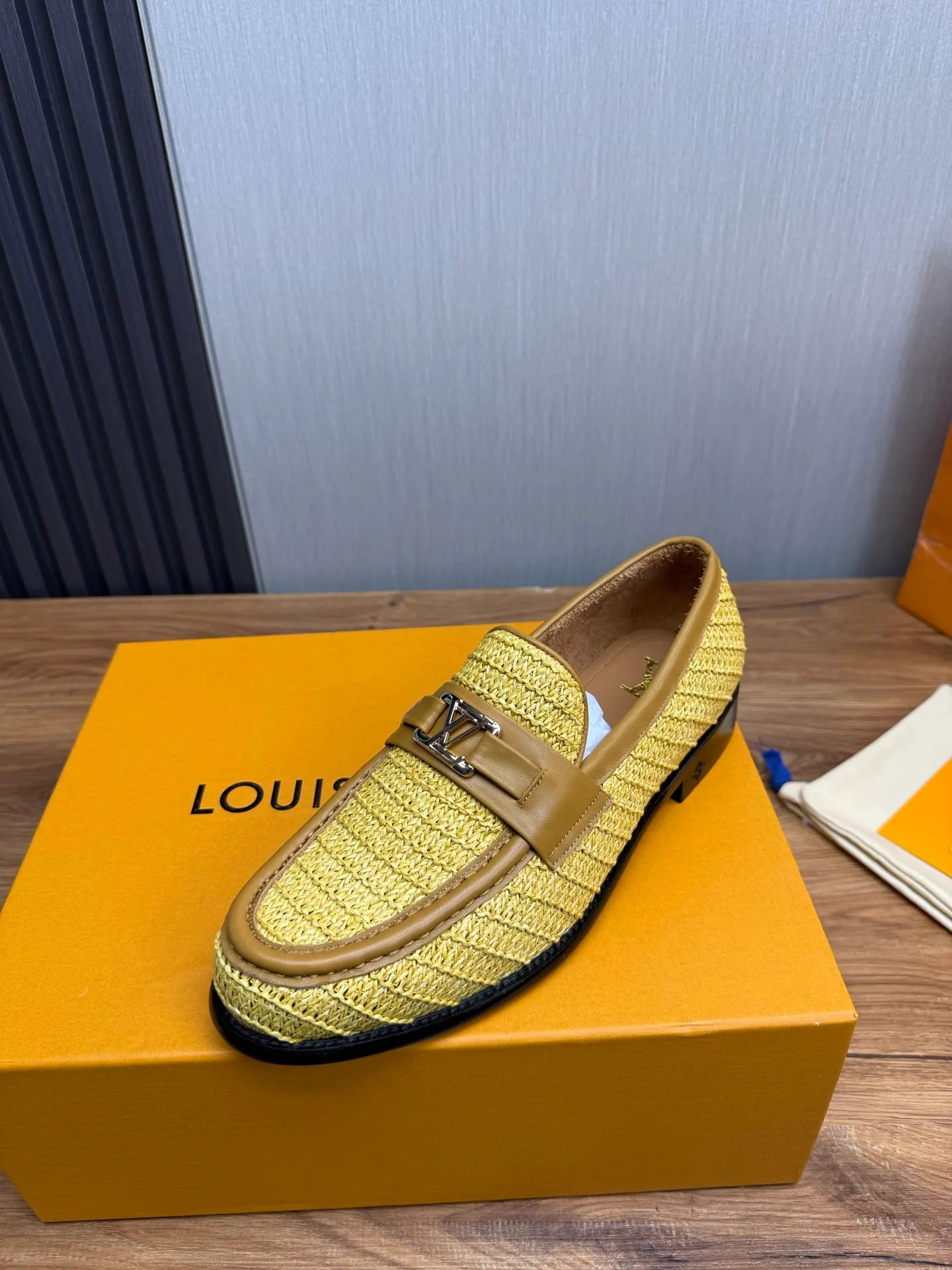 Factory 680💰 LV. Men's business casual leather shoes, all made of imported original brand leather, just to create a more comfortable wearing experience, original non-slip and wear-resistant outsole ✔️16-45 (38.45 non-returnable)